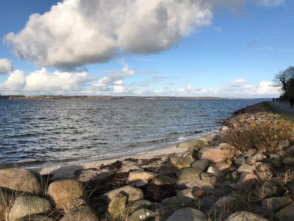 Strandblick Mit Strandkorb & Fahrraedern Glücksburg Екстериор снимка