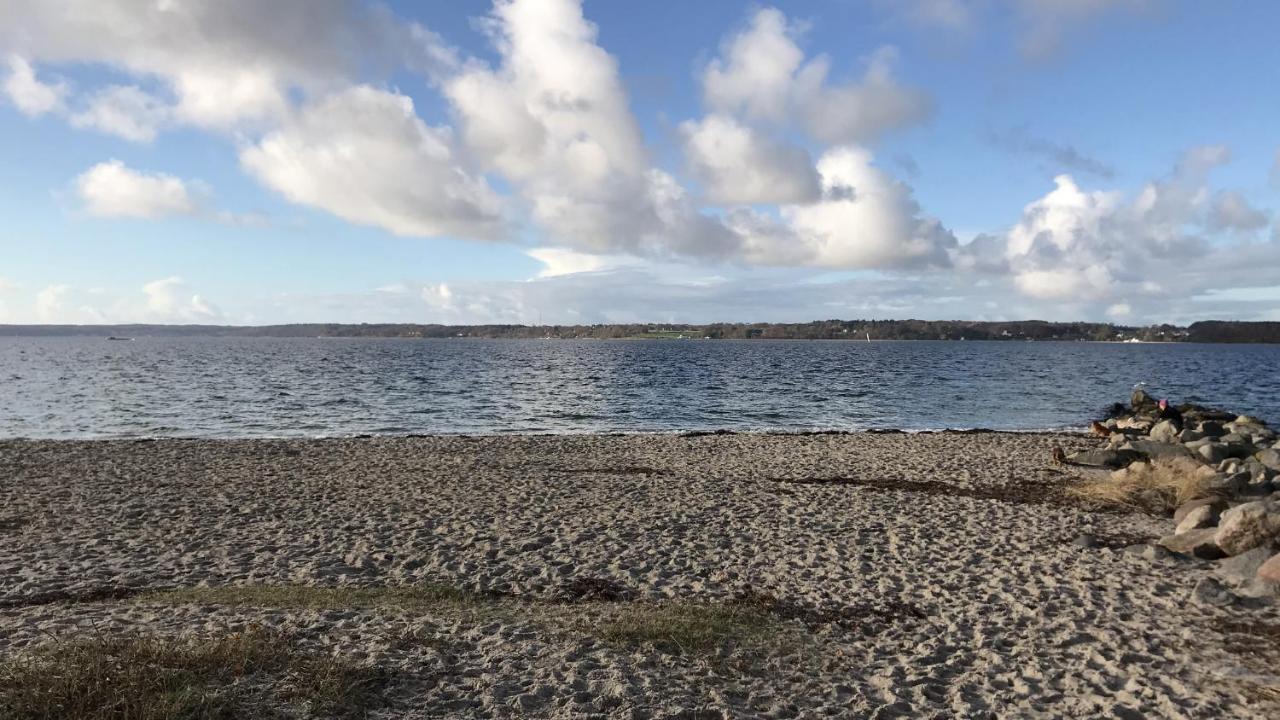 Strandblick Mit Strandkorb & Fahrraedern Glücksburg Екстериор снимка
